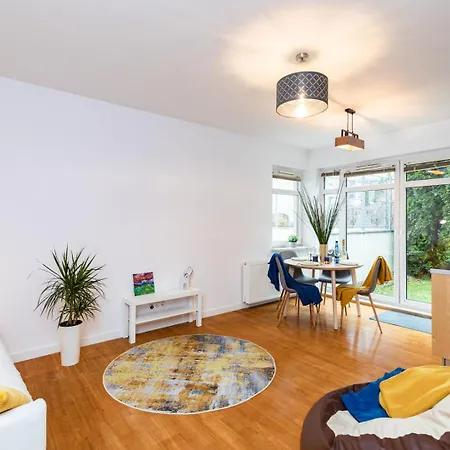 Apartment Superapart Wilanowska 7 Pet-friendly With Elevator & Parking