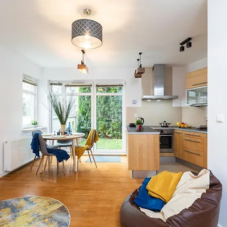 アパート Superapart Wilanowska 7 Pet-friendly With Elevator & Parking ワルシャワ